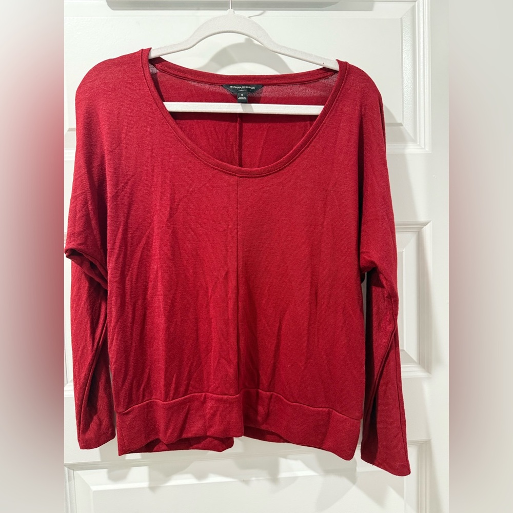 Banana Republic Rich Red Scoop Neck Sweater